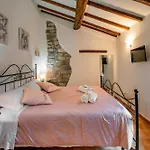 Guesthost - Lavanda With Pool & Parking * Passignano sul Trasimeno