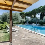 Guesthost - Lavanda With Pool & Parking * Passignano sul Trasimeno