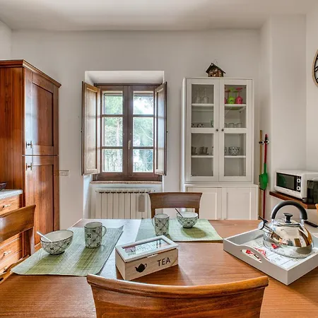 Guesthost - Lavanda With Pool & Parking Apartment Passignano sul Trasimeno